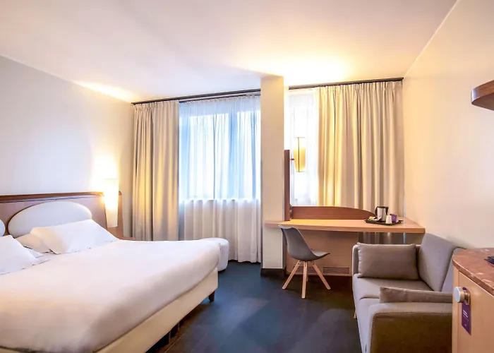 Mercure West Hotel