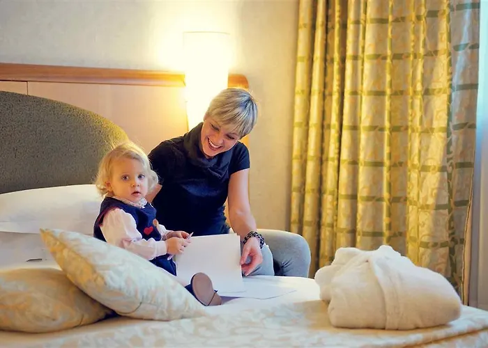 Mercure West Hotel 4*