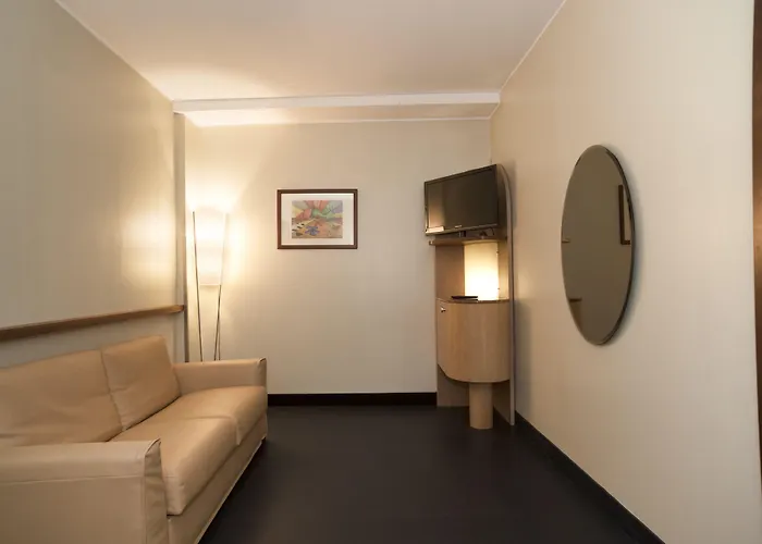 Mercure West 4* Rom