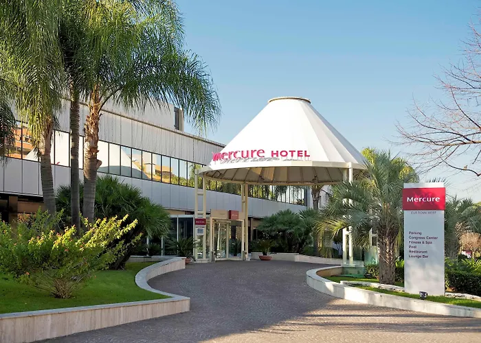 Отель Mercure West