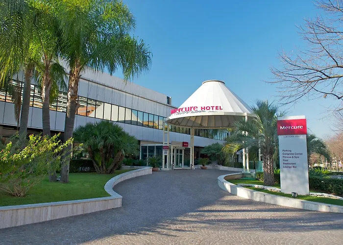Mercure West 4*