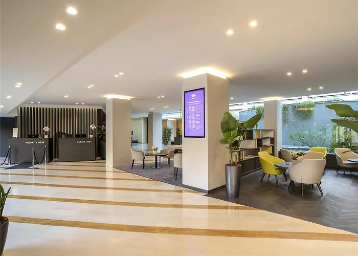 Mercure West Hotel