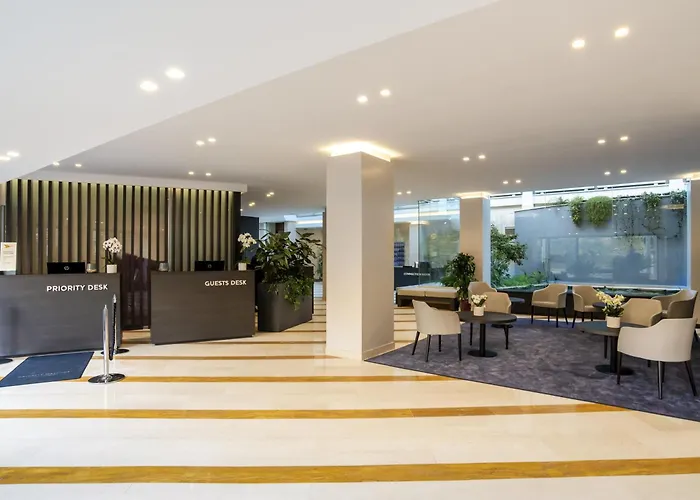 Hotel Mercure West Rom