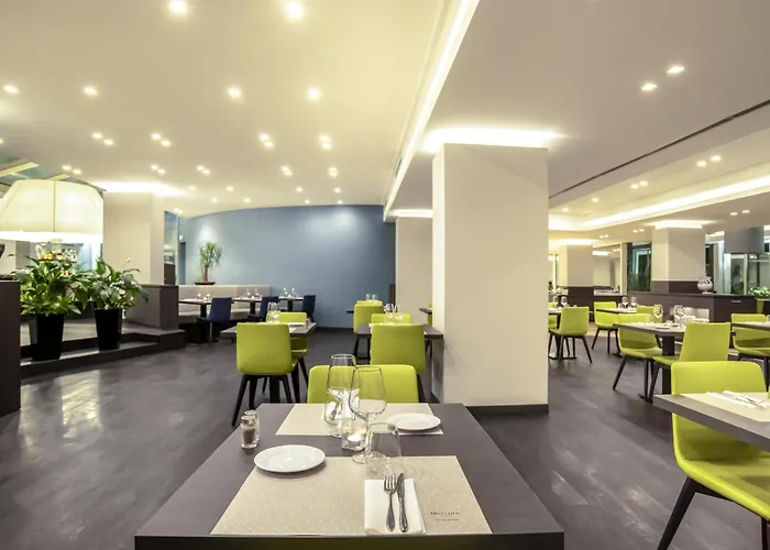 Mercure West Hotel
