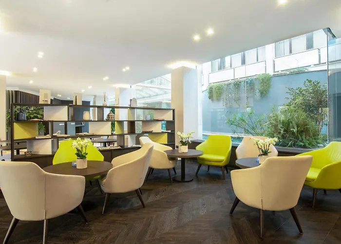 Hotel Mercure West