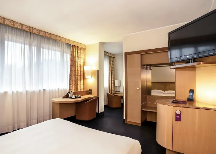 Mercure West Hotel Rome