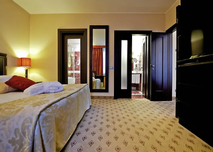 Mercure West Hotel Rome