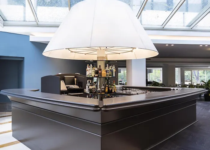 Mercure West Hotel 4*