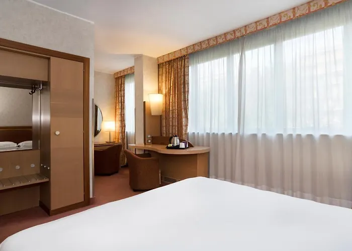 Hotel Mercure West Rom